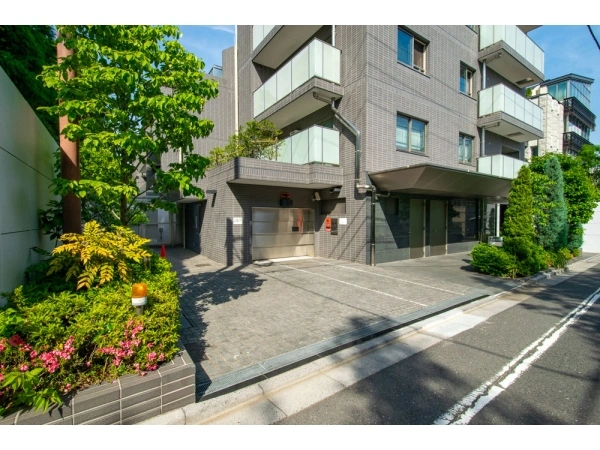市谷砂土原町パークハウス
