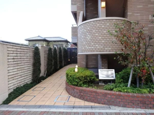 ファスタージュ西岡本サーモス