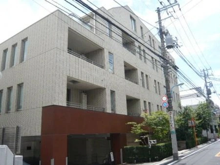 市谷逢坂テラス