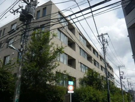 市谷逢坂テラス
