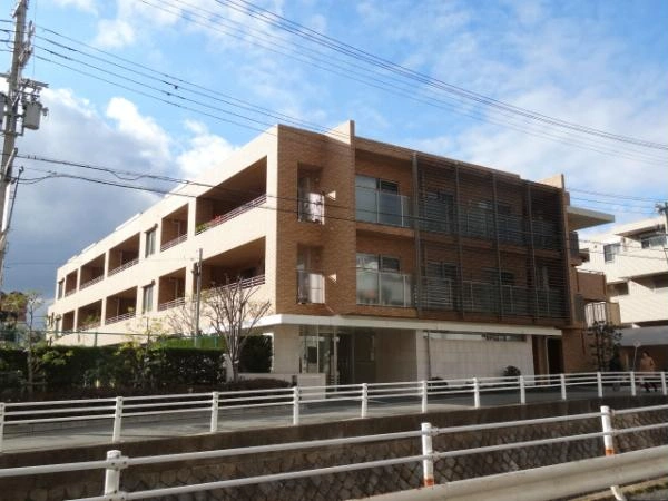 ジオグランデ岡本
