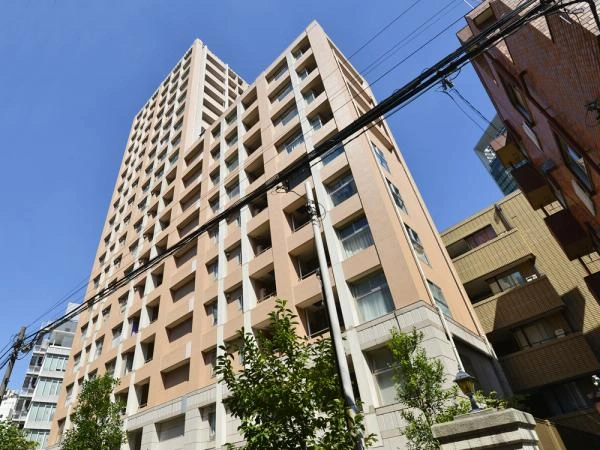 ファミール新宿グランスイートタワー