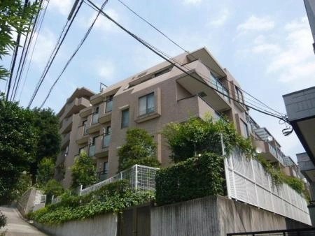 クレスト見晴坂