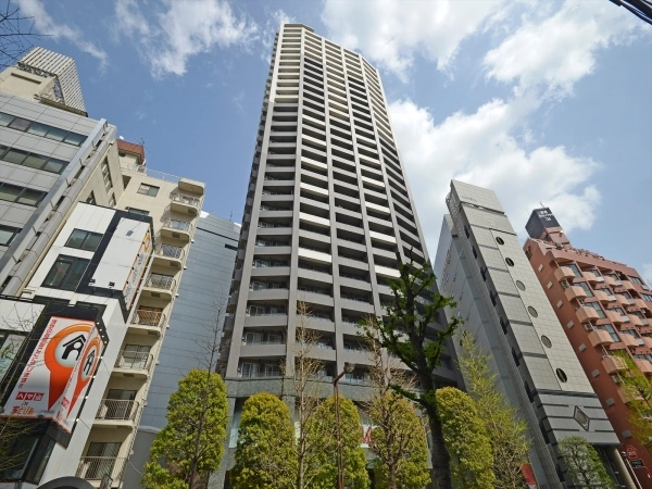 ファーストリアルタワー新宿