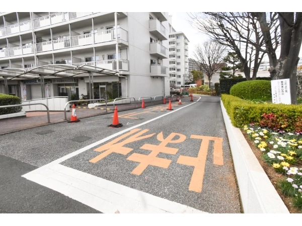 イトーピア東大島マンション 敷地内