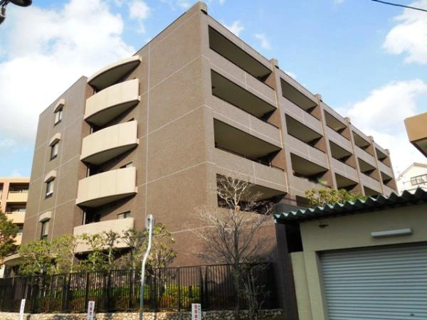 ファミール芦屋川西町