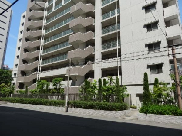 シャリエなんばファースト