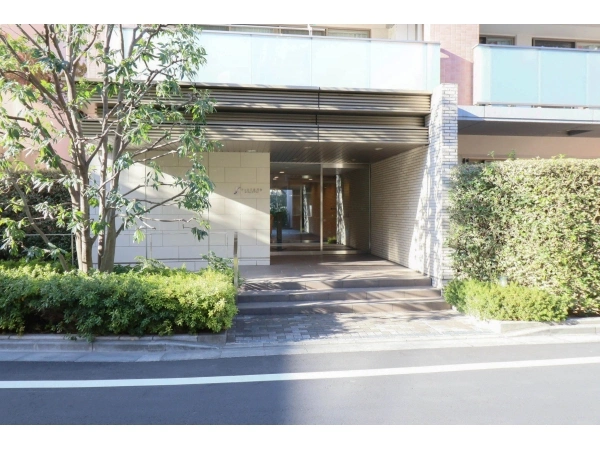 シュロス氷川台さくらレジデンス