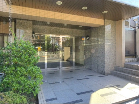 ヴェラハイツ緑道公園　弐番館