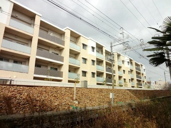 ジオ芦屋東山町