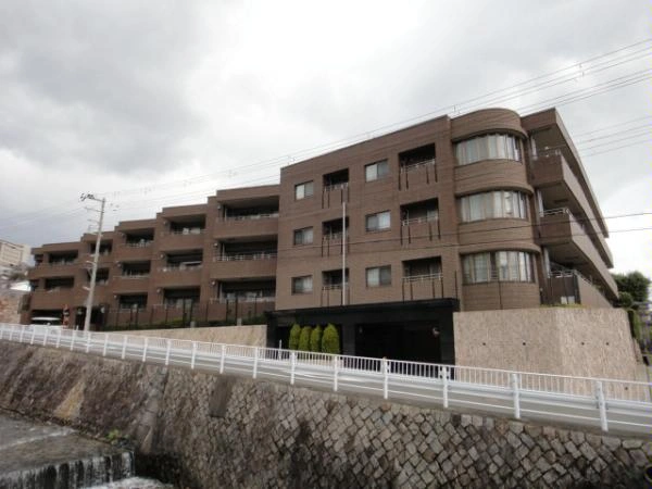 ファミールグラン六甲篠原北町