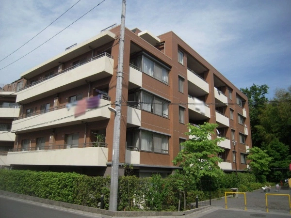 ジェイパーク向ヶ丘メイプルハウス