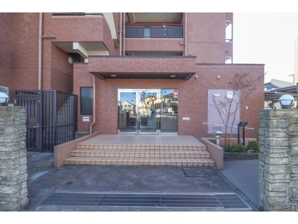 ソレアード日野