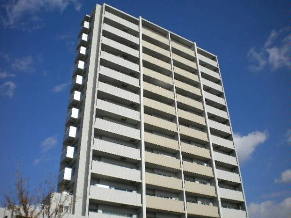 コスモ江坂ロイヤルフォルム