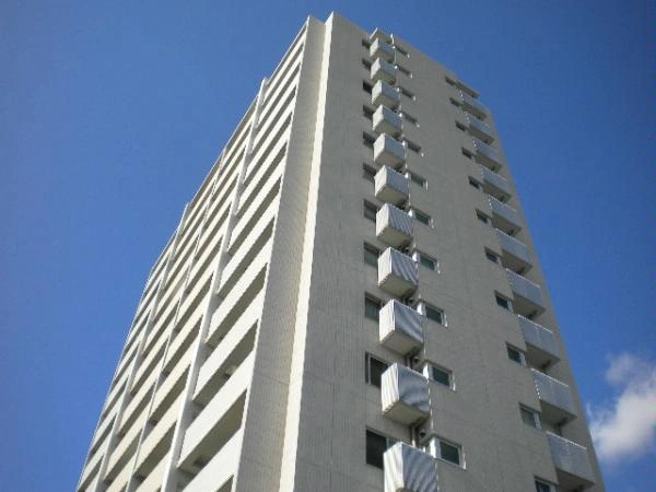 コスモ江坂ロイヤルフォルム