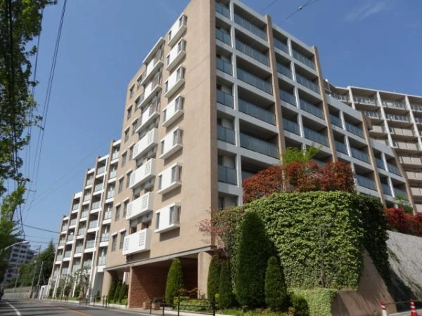 テラス千里桃山台