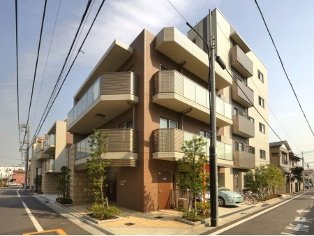 ミオカステーロ梅屋敷