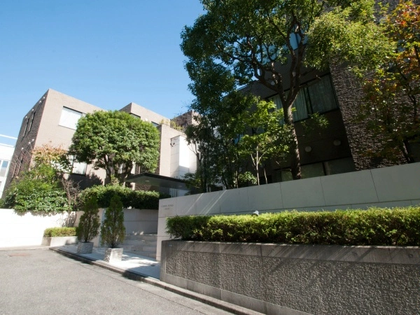 イースタンホームズ広尾