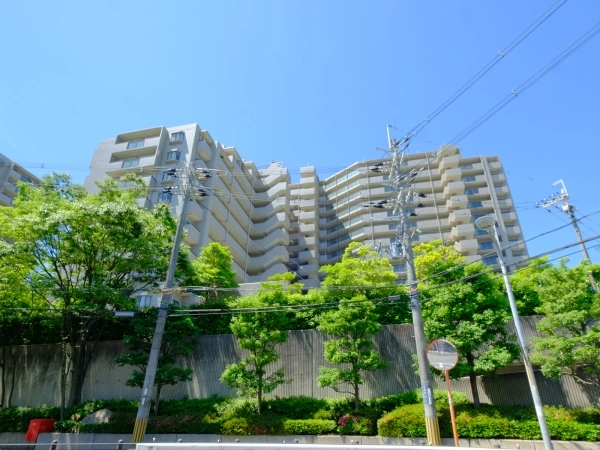オークヒルズ香里六番館