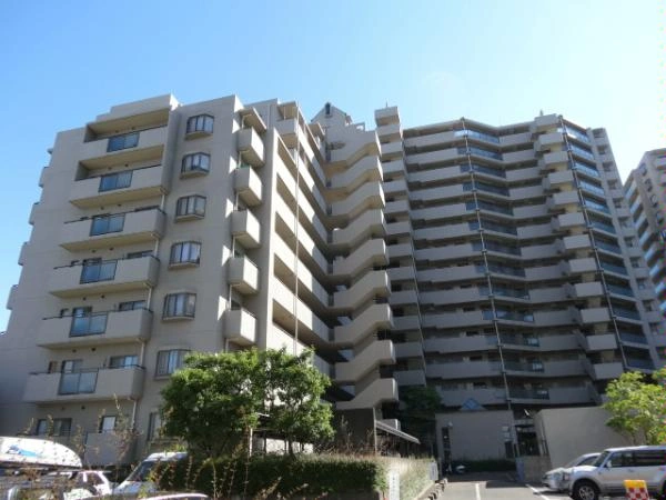 オークヒルズ香里参番館