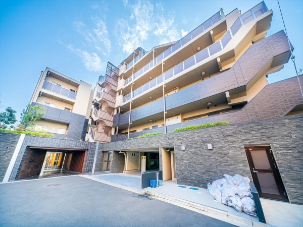 レーベン横濱片倉町