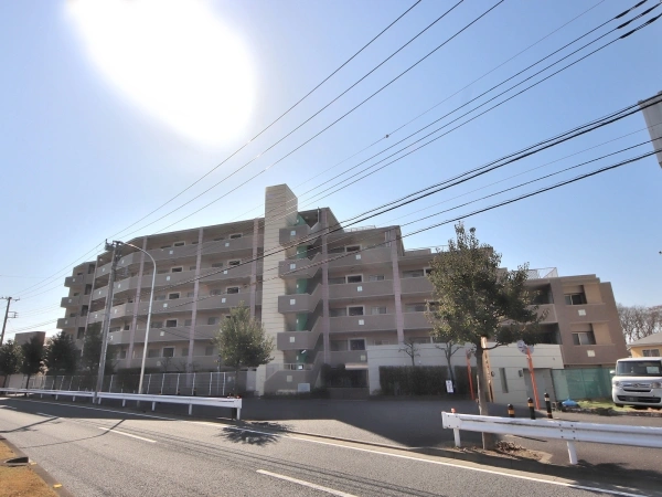 ヴィナロス横濱中田カレンティーナ