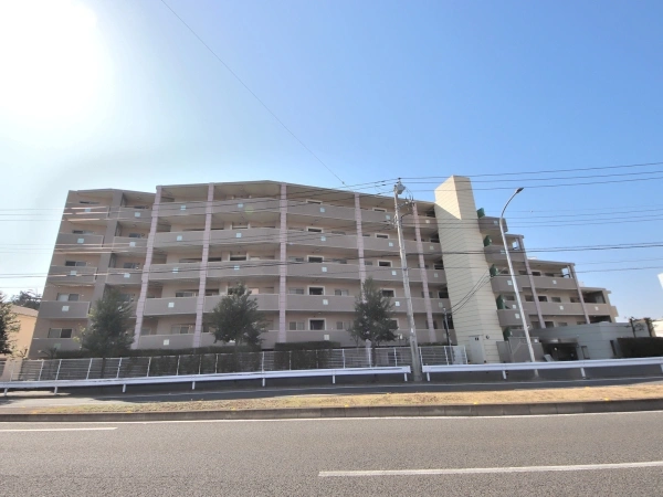 ヴィナロス横濱中田カレンティーナ