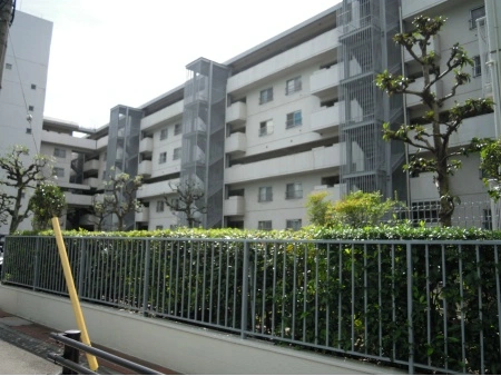 コープ野村江坂台