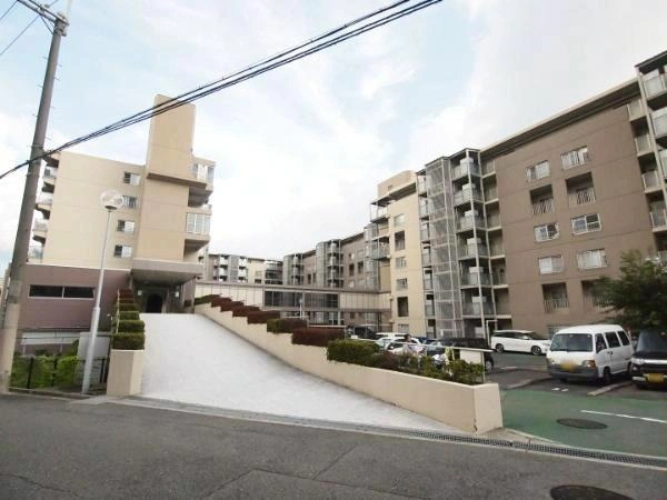 コープ野村高槻