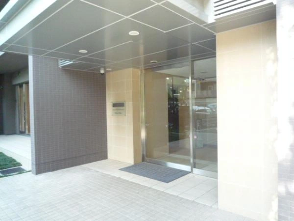 クレヴィア辰巳