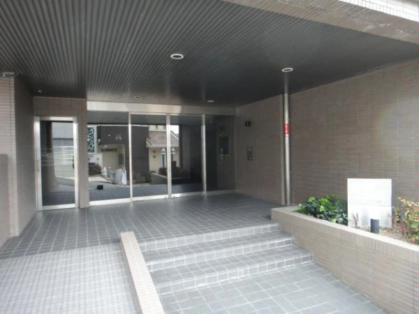 ステイツ神戸青谷城の下通