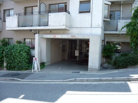 野村ステイツ坂口通