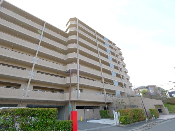 グランノア高槻阿武山ルーチェ