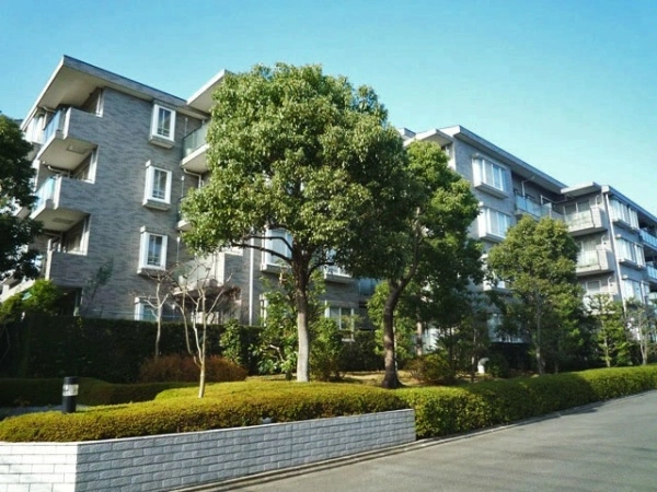 コープ野村緑山ヒルズ