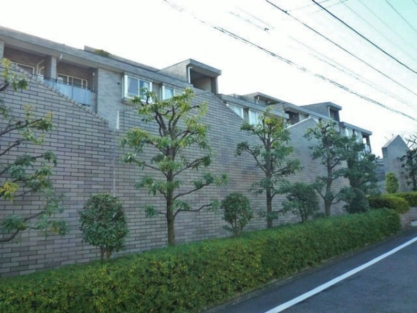 コープ野村緑山ヒルズ