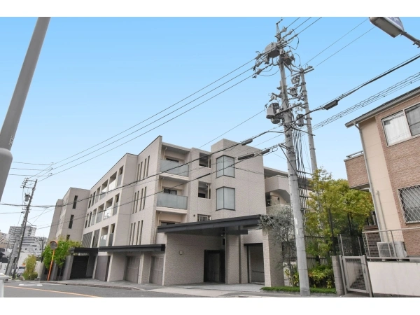 プレミスト名東亀の井ヒルズ