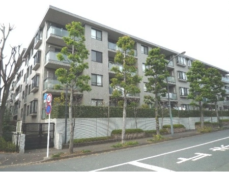 コープ野村緑山ヒルズ参番館