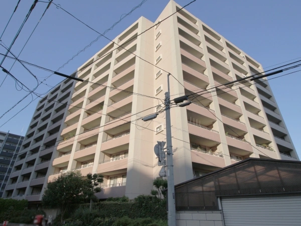 グランレーヴ川口