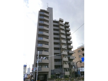 ゼファー大山ファムエール