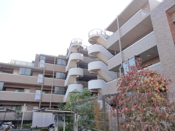 ネオヒルズ東寺尾北台