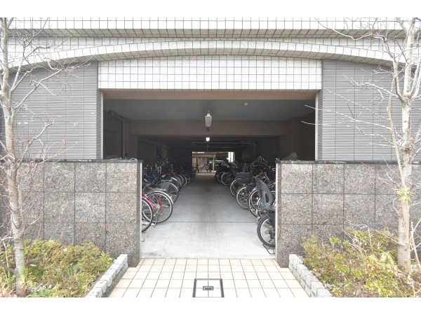 パデシオン西京極