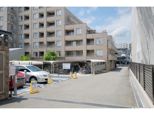 サーパスシティ西院日照町