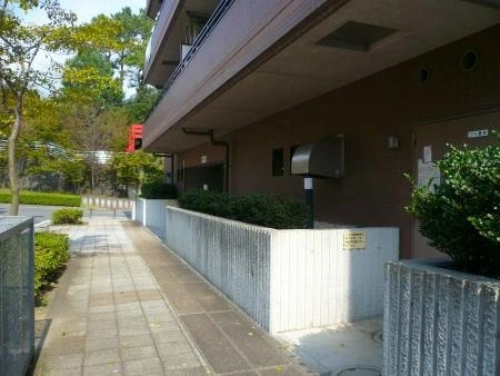 港北NTセンター南パークハイツ 敷地内