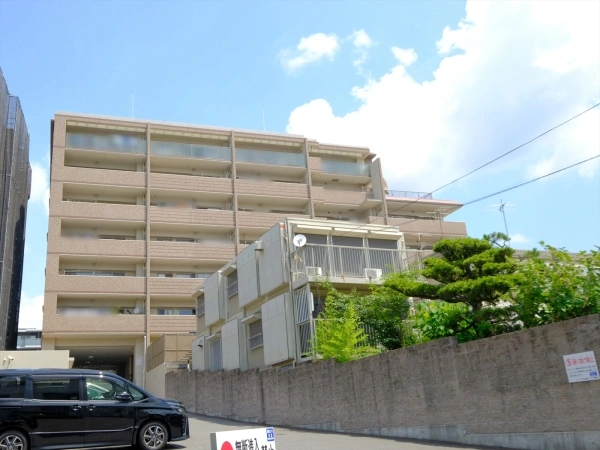 ネバーランド桃山御陵ロジュマン