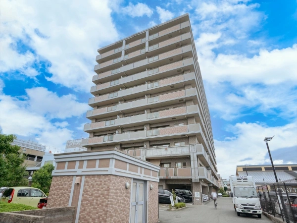 パデシオン十条駅前