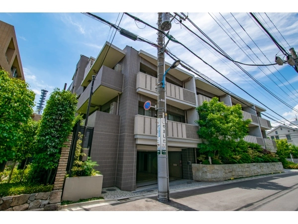 ザ・パークハウス市谷加賀町