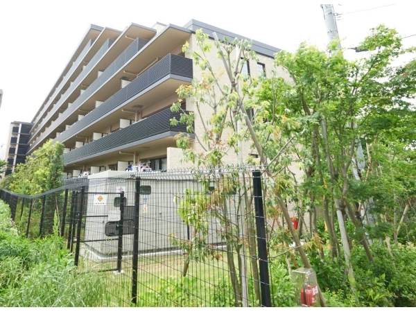 プラウド鎌倉岩瀬