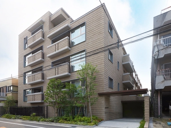 プラウド市ヶ谷南町ディアージュ