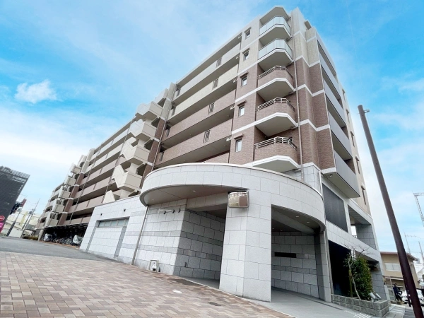 ハイク比叡山坂本駅前