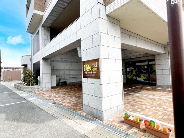 ハイク比叡山坂本駅前